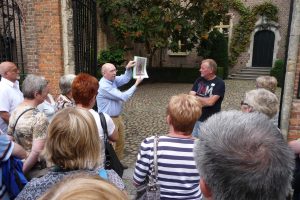 WANDELINGEN IN HET MECHELS DIALECT